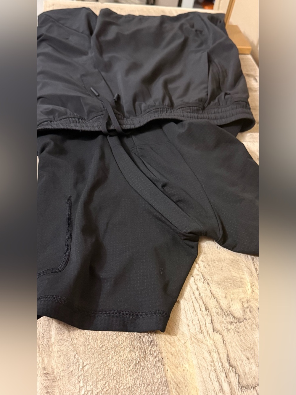 lululemon athletica Men's Black Athletic Drawstring Shorts - Picture 6 of 9